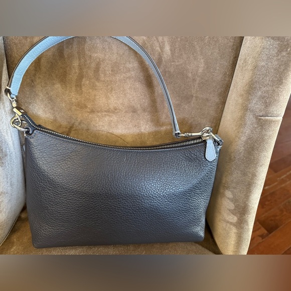 Coach - Clara Shoulder Bag In Pebble Leather Authentic - Picture 5 of 13